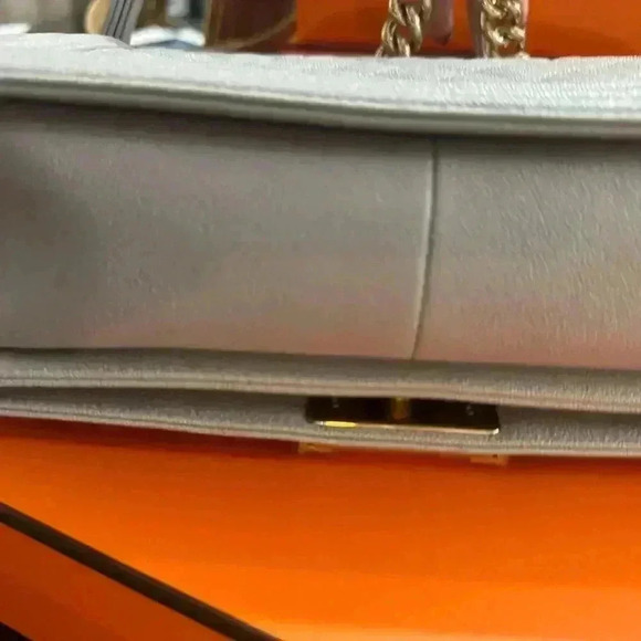 CHANEL New full set Chanel Grey hard to find color medium boy bag - Picture 3 of 13